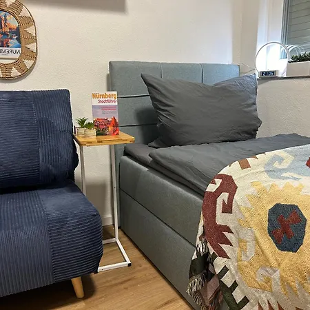 Modernesminizimmer-stadtnah-selfcheckin-parkplatz Nuremberg